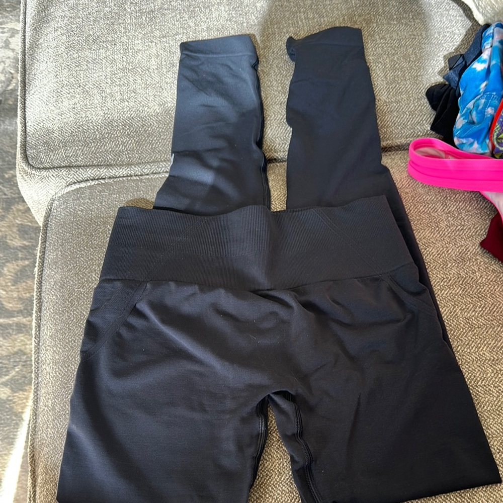 Oner Active NWOT grey leggings